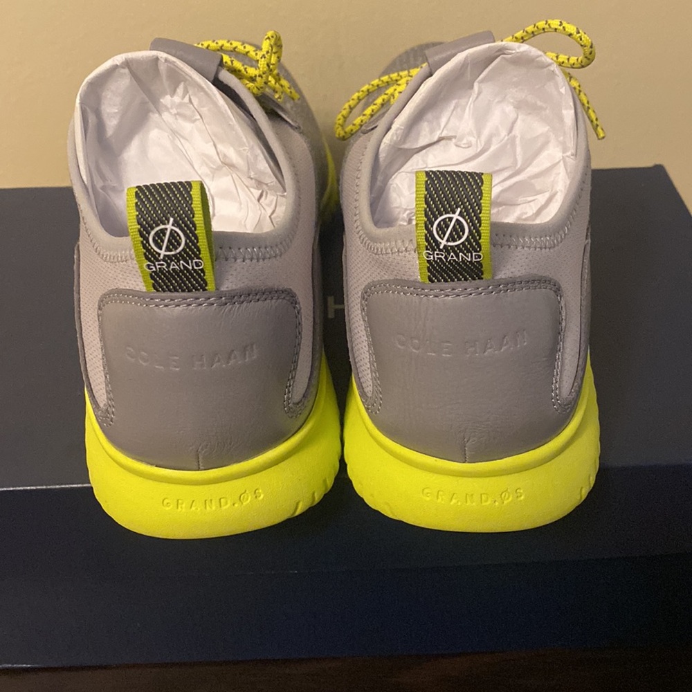Cole Haan(neon) - Picture 3 of 5